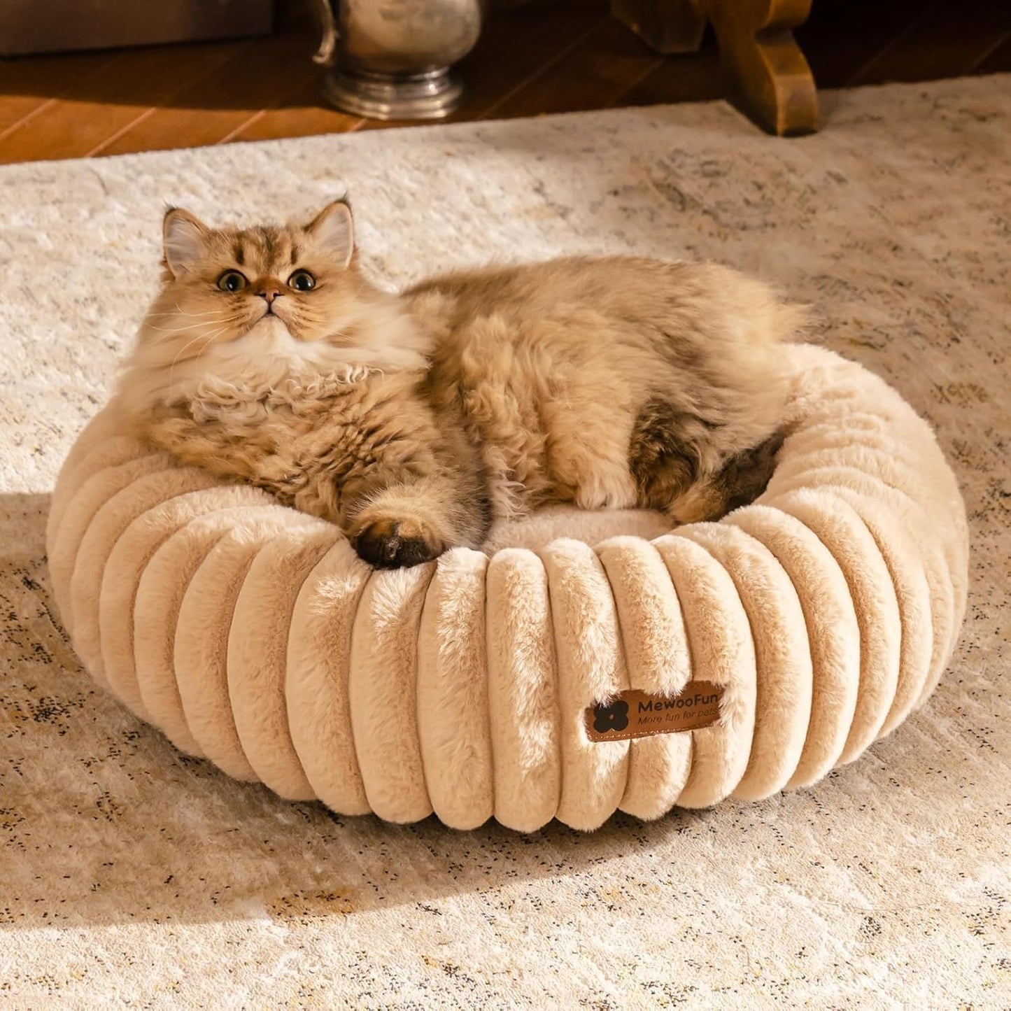 Premium Plush Calming Bed – Keeps Pets Safe, Calm & Rested